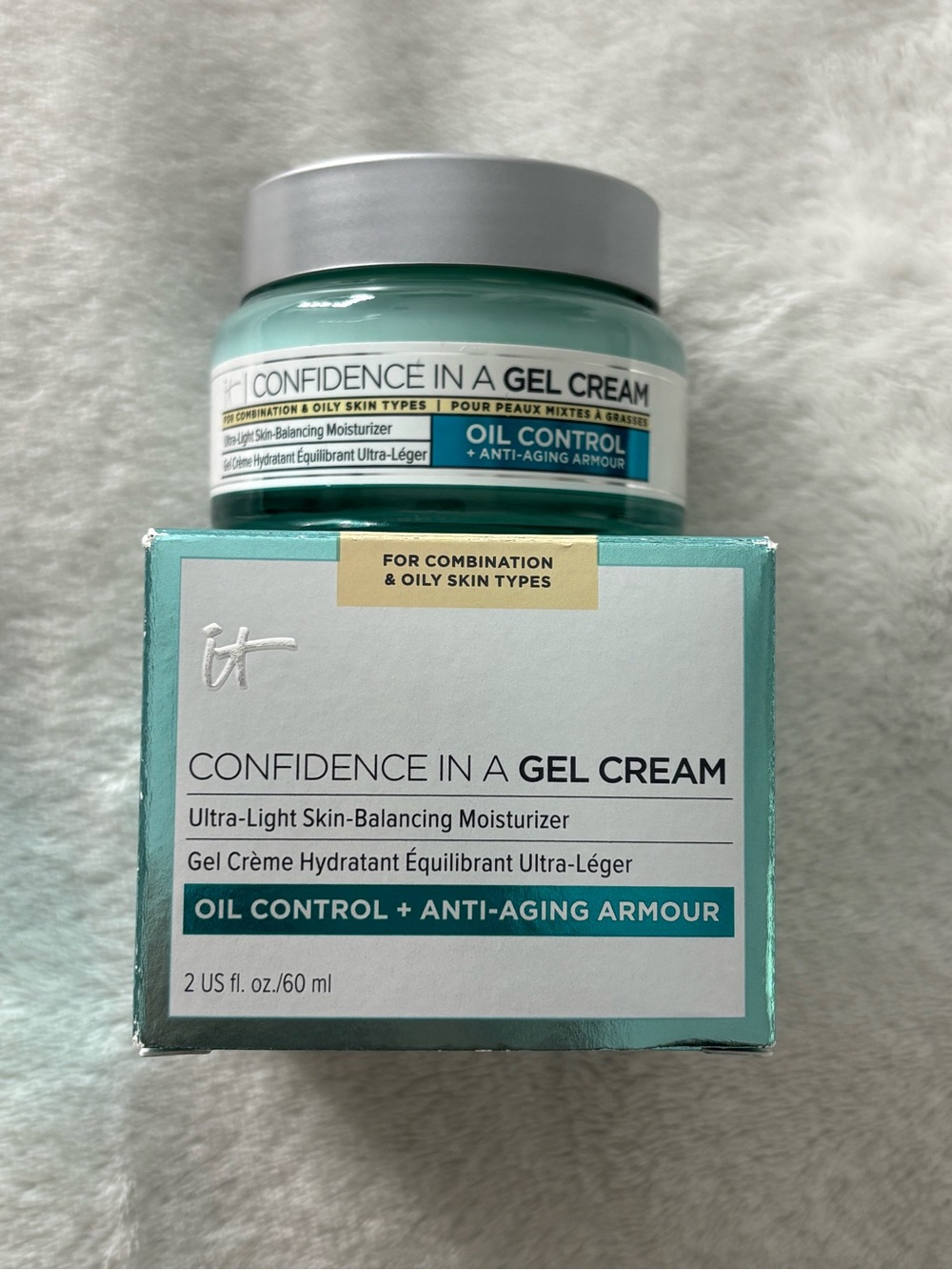 IT Cosmetics Confidence in a Gel Cream Oil Control + Anti-Aging 2 fl oz